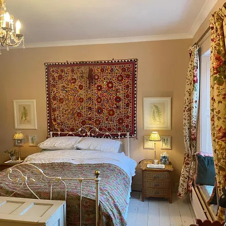 Casa de Campo Historic House In Beatrix Potter Village Near Sawrey