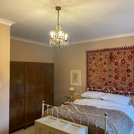 Historic House In Beatrix Potter Village בית כפרי